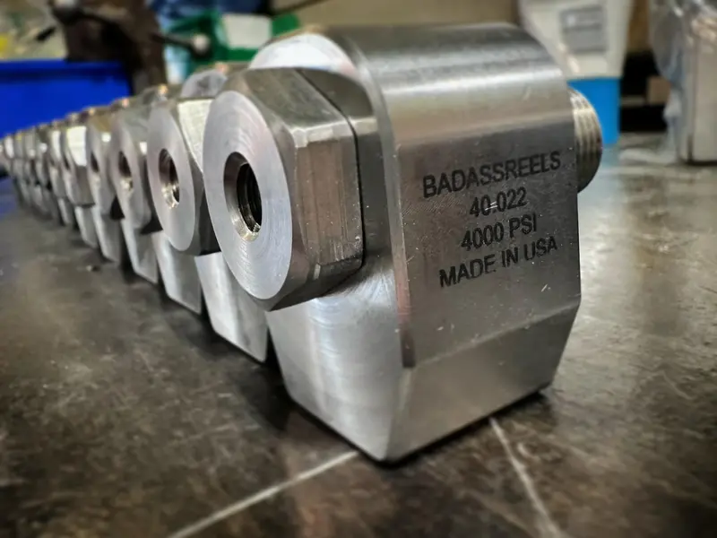 Bad Ass Swivel Reel – Model 40.022 Heavy-Duty Cable Management System