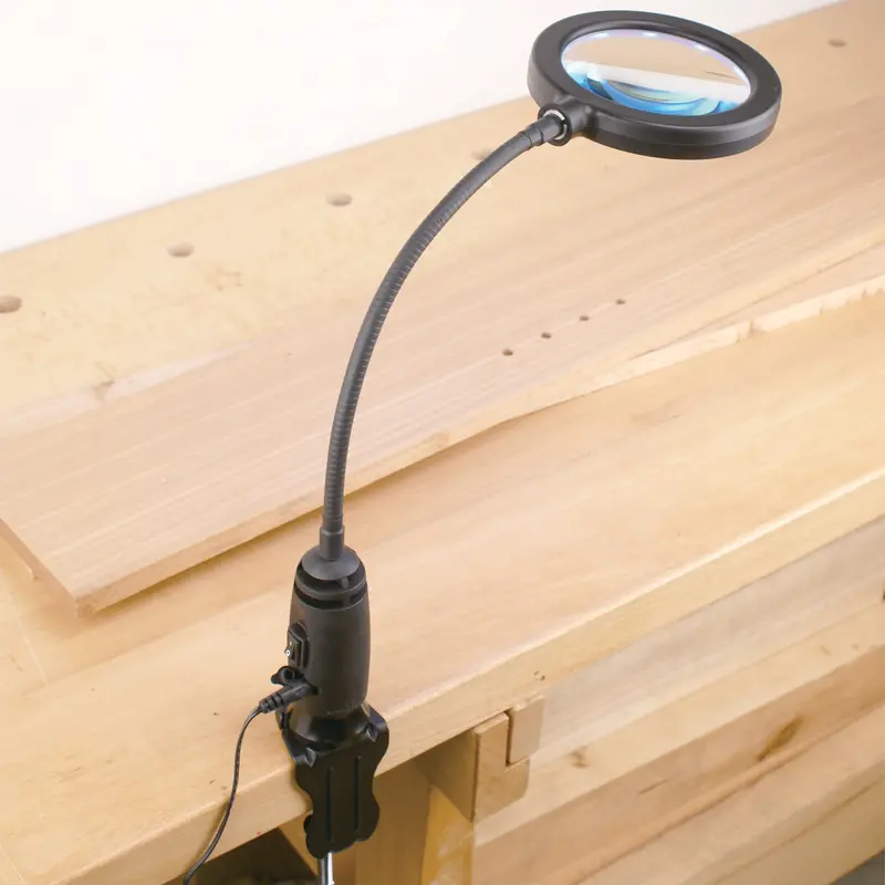 LED Task Light with Integrated Magnifier – Adjustable Shop Illumination Head