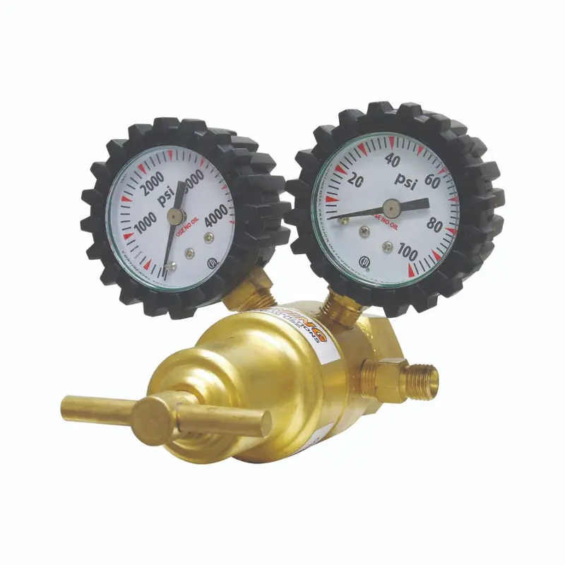 Uniweld Oxygen Regulator — Light-to-Medium Duty, CGA200 Inlet (RO100)